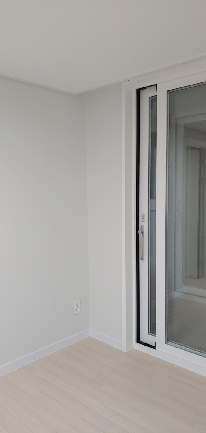 833513927_nZzB4AmC_8ed7ca3eefa17474b1bee0ca0a9f17614fbd6e75.jpg 이미지크게보기