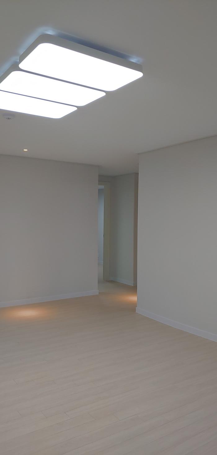 833513927_pWYoMqQP_9079e54932154fba5b20893f7f0ebf01b18df014.jpg 이미지크게보기